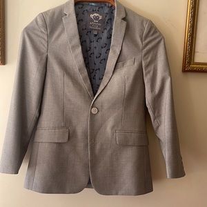 Appaman suit size 10